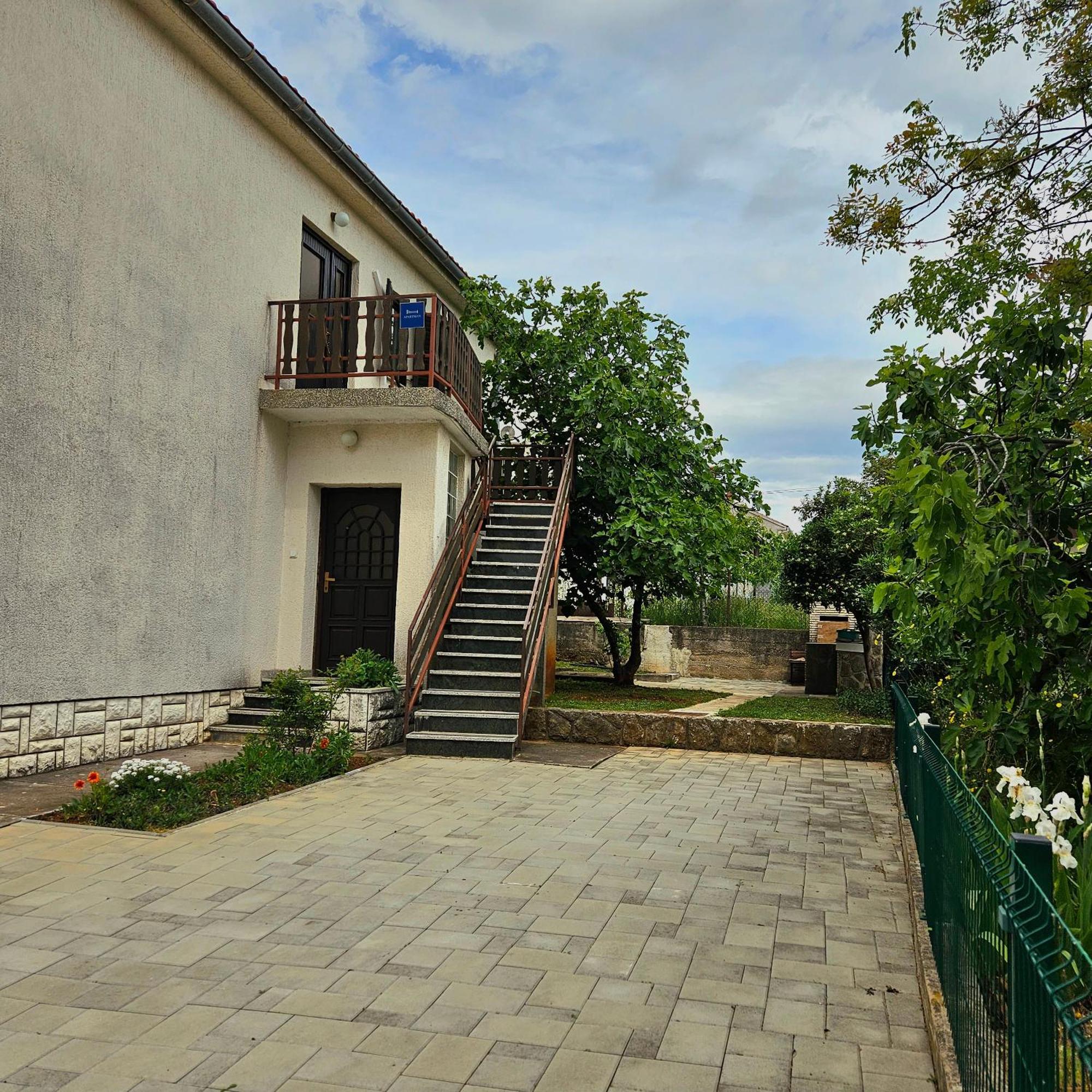 Apartman Agava Njivice Extérieur photo